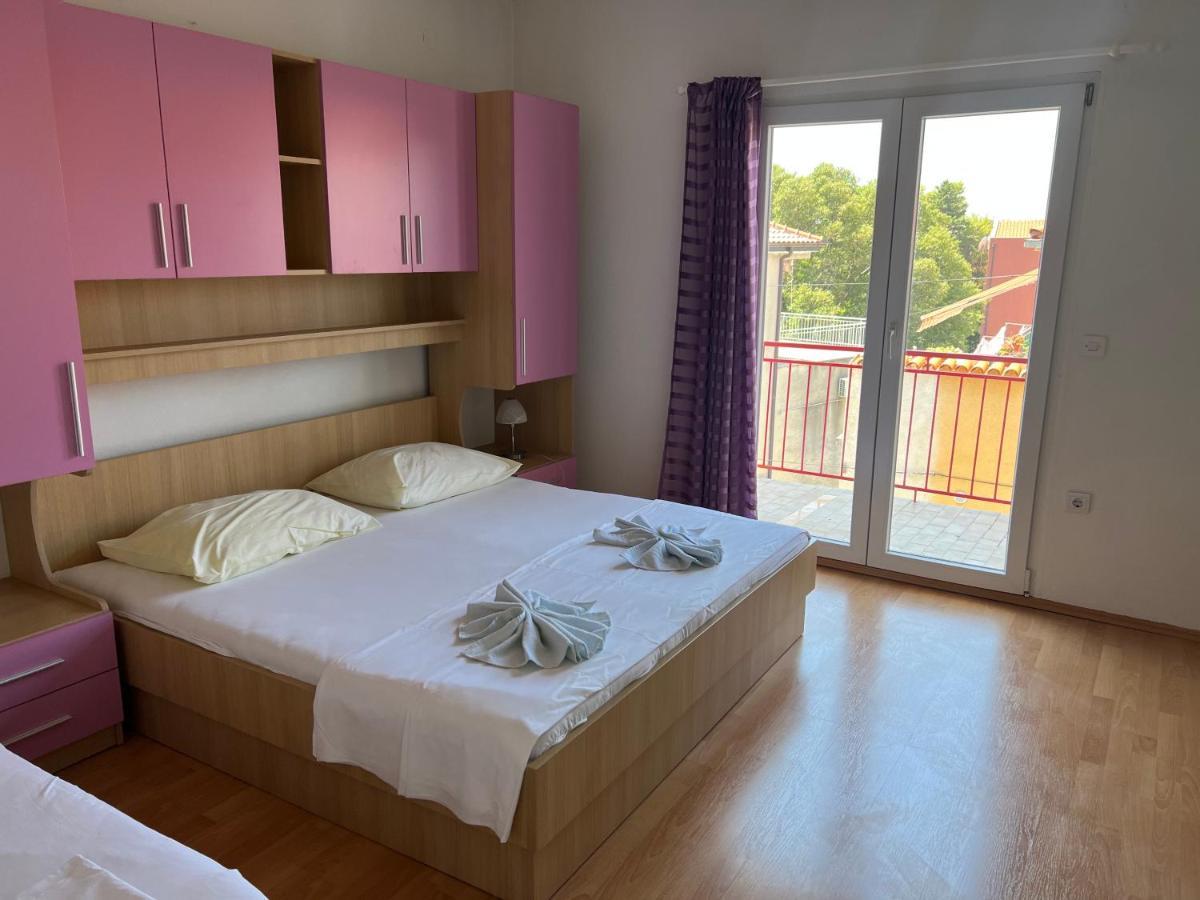Apartmani Kacola Tučepi Exterior foto